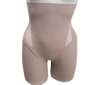 High Waist Thigh Compression Maidenform M